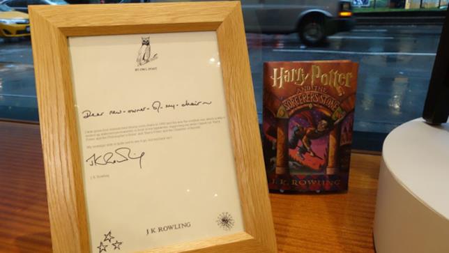 Lettera autografa di J.K.Rowling Lettera autografa di J.K.Rowling