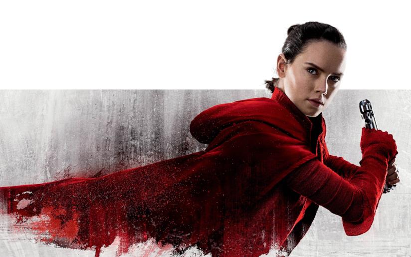 Daisy Ridley vorrebbe abbandonare il personaggio di Rey dopo il sequel de Gli Ultimi Jedi Un completo rosso per una Rey pronta all'azione