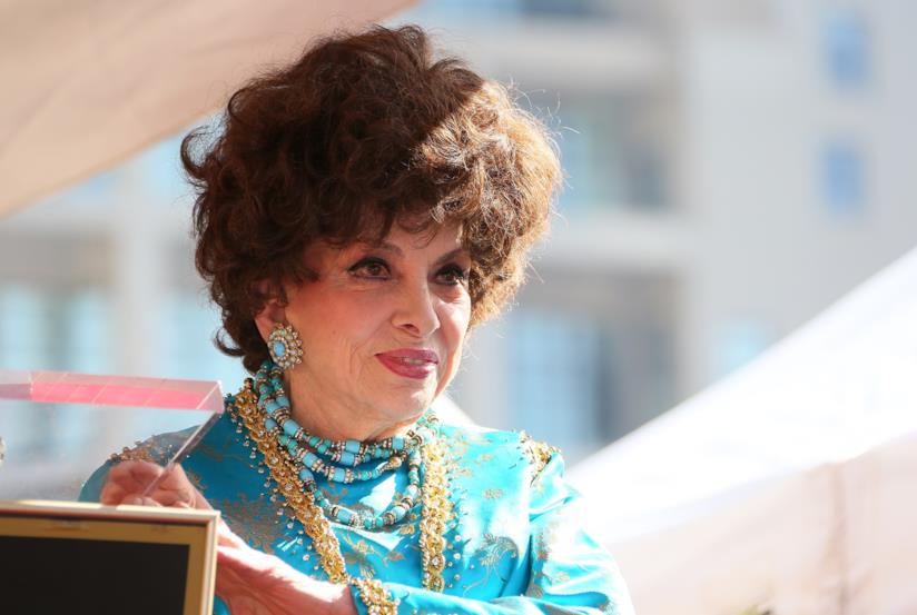 Gina Lollobrigida: ricoverata per una perdita di sangue dal naso Gina Lollobrigida