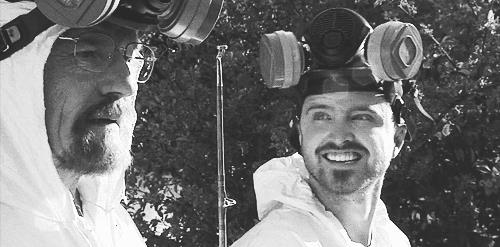 Jesse e Walter cucinano Jesse e Walter in una GIF su Breaking Bad