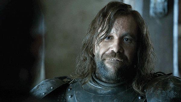 Il Mastino non vede l'ora di mangiare del pollo Sandor "Mastino" Clegane è impaziente di mangiare