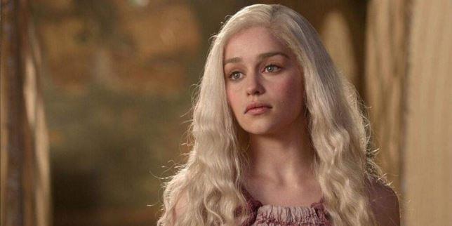 Daenerys ha salvato la vita di Emilia Clarke: il racconto dell'attrice Emilia Clarke è Daenerys Targaryen in Game of Thrones