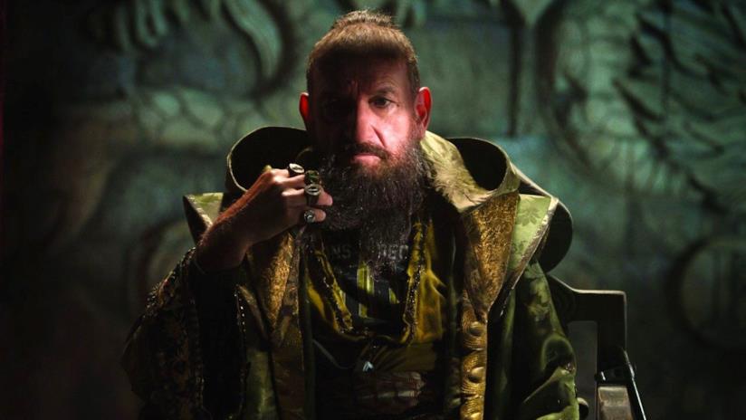 Il vero Mandarino tornerà nel MCU, parola di Kevin Feige Un primo piano di Ben Kingsley nei panni del Mandarino in Iron Man 3