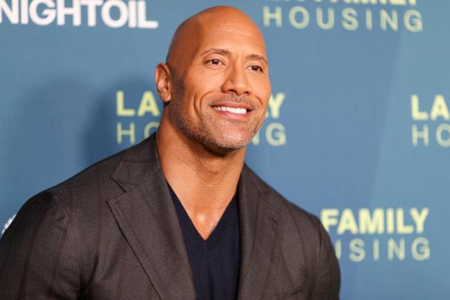 The Rock si scusa con una fan affittando un intero cinema solo per lei Primo piano di Dwayne 'The Rock' Johnson