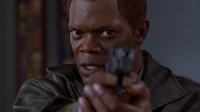 Il negoziatore, dramma dal finale a sorpresa Samuel L. Jackson è Danny Roman in una scena del film