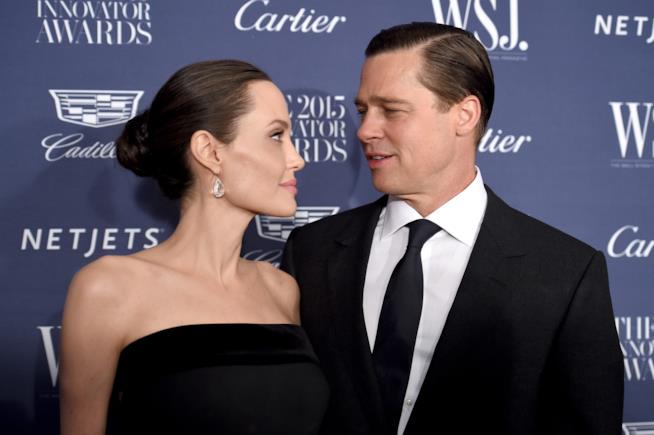 Angelina Jolie e Brad Pitt hanno trovato un accordo per il loro divorzio Primo piano di Brad Pitt e Angelina Jolie