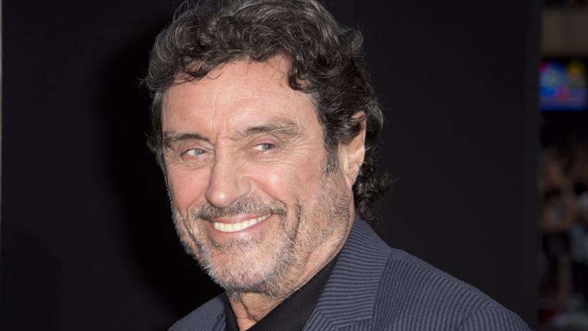 Hellboy: Ian McShane si unisce al cast, mentre Ron Perlman boccia l'ipotesi di un cameo Ian McShane a un evento ufficiale
