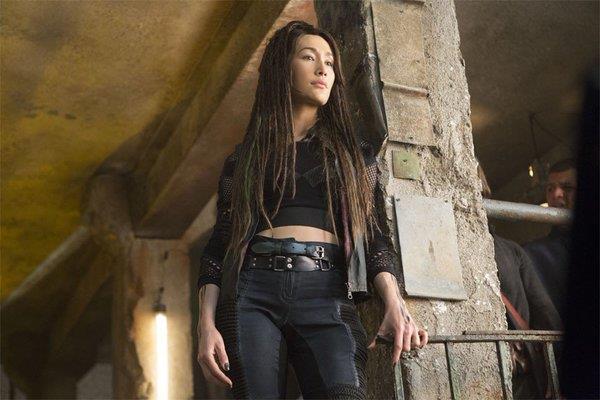 Maggie Q. è Tori Maggie Q. è Tori in Allegiant