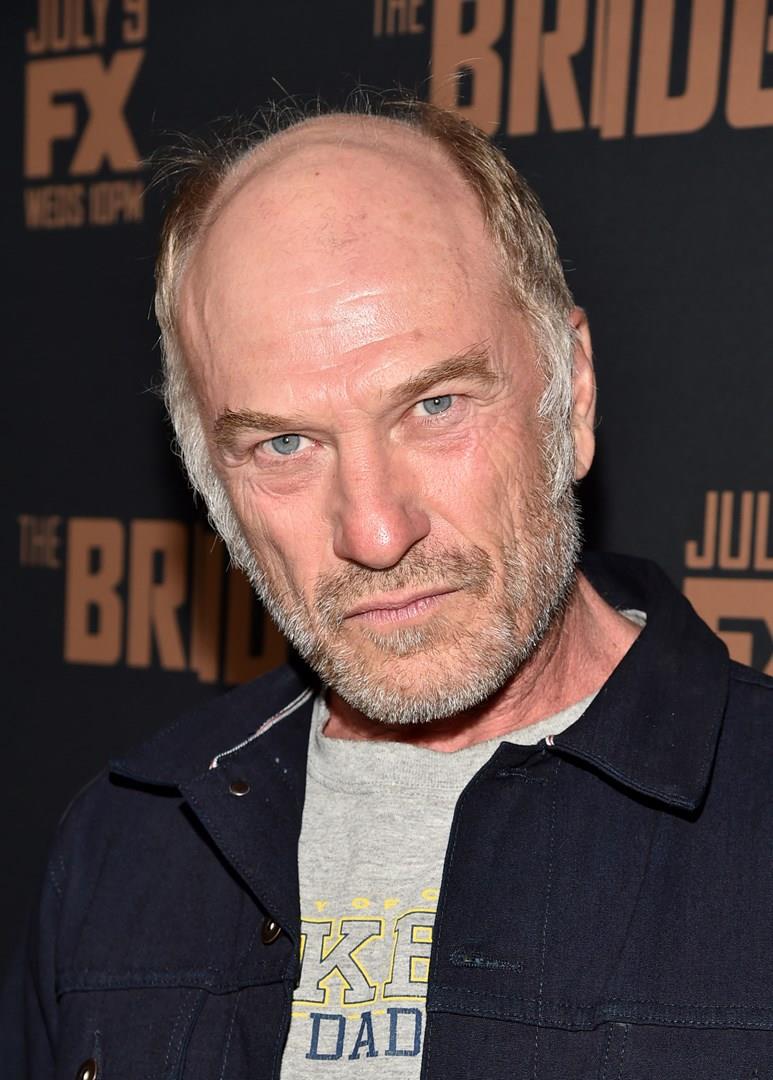Un intenso sguardo di Ted Levine Ted Levine posa per i forografi durante un evento