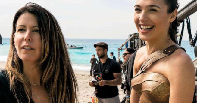 Patty Jenkins e Gal Gadot Patty Jenkins e Gal Gadot insieme sul set di Wonder Woman