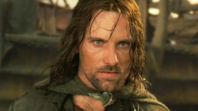 Viggo Mortensen nei panni di Aragorn nella trilogia di Peter Jackson Viggo Mortensen, l'Aragorn cinematografico