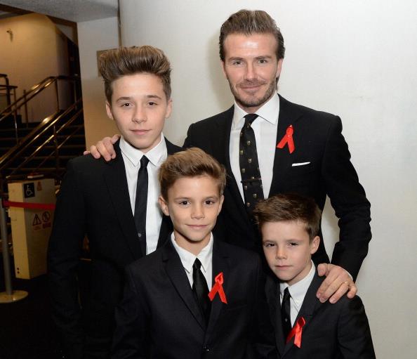 David Beckham soffre se è lontano dai figli David Beckham con i tre figli maschi