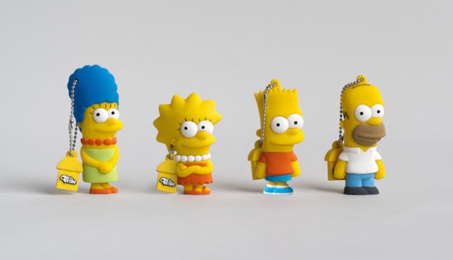 I Simpson: i migliori gadget da regalare al vostro/a partner! Le penne USB marchio Tribe dedicate ai Simpson