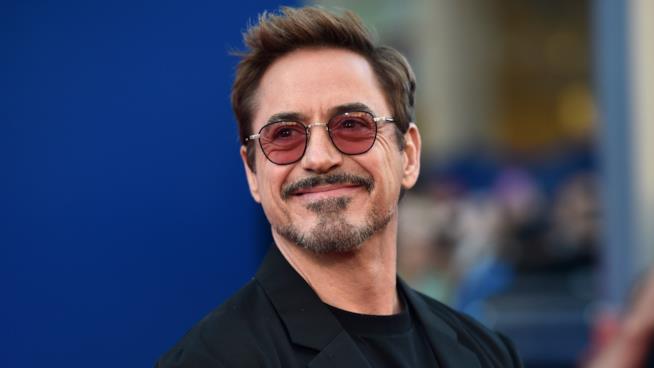 Robert Downey Jr. è pronto per Sherlock Holmes 3 Robert Downey Jr. sul red carpet