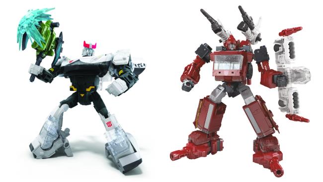 Prowl e Sixgun Le action figure di Prowl e Sixgun