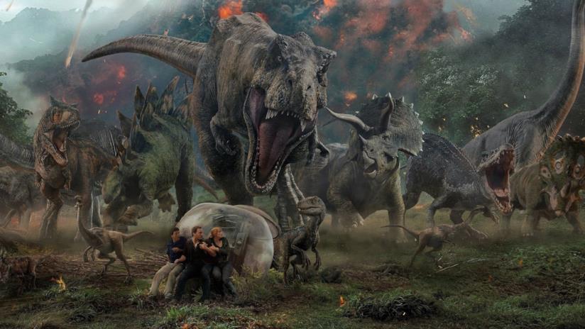 Sembra tutto pronto per le riprese di Jurassic World 3 Il T-Rex di Jurassic World: Il regno distrutto mentre attacca gli umani