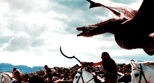 Drogon's Time Drogon vola con i dothraki