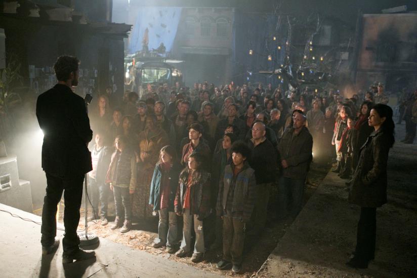 Falling Skies: i primi episodi della stagione 3 Falling Skies: il discorso di Mason 3x02