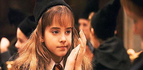 Emma Watson è Hermione in Harry Potter Emma Watson in una scena del primo Harry Potter