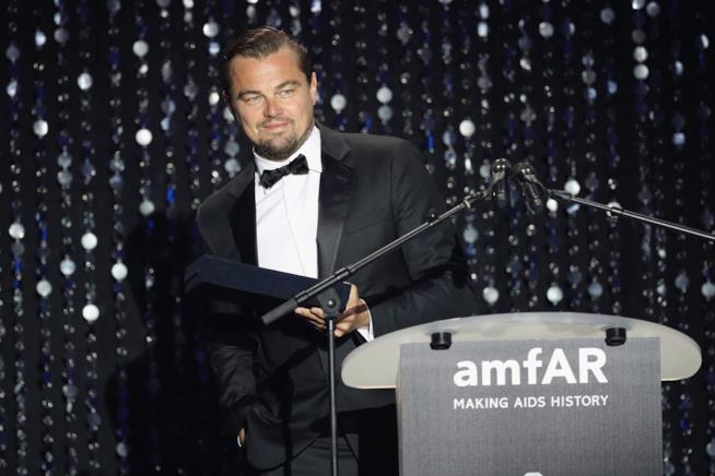 Leonardo DiCaprio organizza una raccolta fondi con le modelle di Victoria's Secret Primo piano di Leonardo DiCaprio