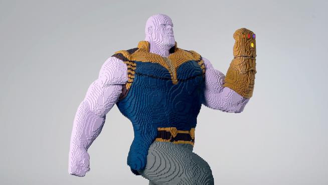 Una statua di Thanos in LEGO per il San Diego Comic-Con Thanos in versione LEGO