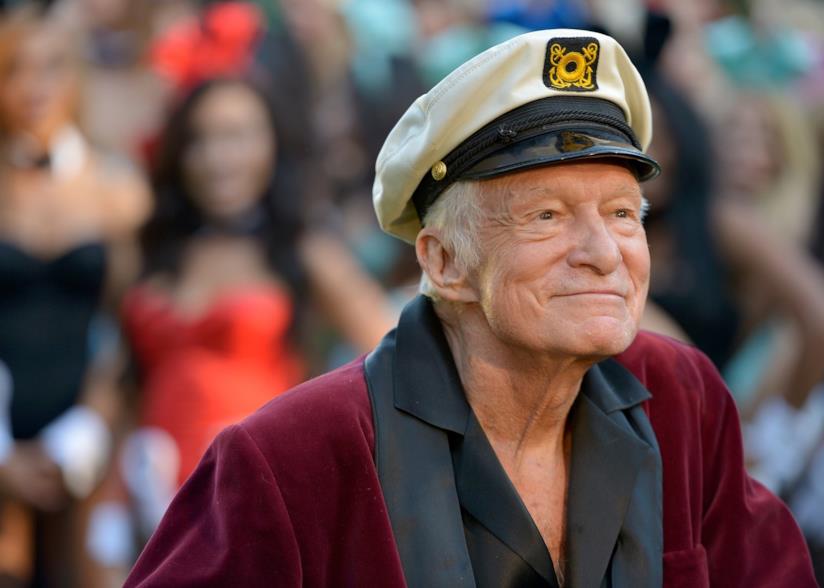 Morto Hugh Hefner Hugh Hefner con il cappello da marinaio