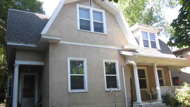 La vera casa di Ted Bundy presa d'assalto dai curiosi La vera casa di Ted Bundy a Salt Lake City (Utah)
