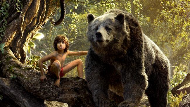 Il Libro della Giungla svela nuove immagini e locandine con Mowgli Mowgli e Baloo in nuove immagini dal Libro della Giungla