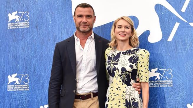 Dopo 11 anni insieme, Liev Schreiber e Naomi Watts hanno annunciato la fine del loro amore Liev Schreiber e Naomi Watts a Venezia 73