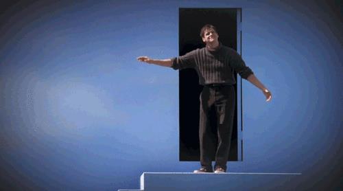 GIF Jim Carrey L'attore Jim Carrey in una scena del film The Truman Show