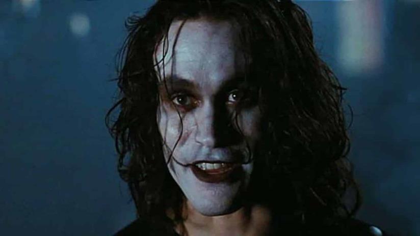 Morte di Brandon Lee: parla Chad Stahelski dopo 25 anni Brandon Lee in una scena del film Il Corvo