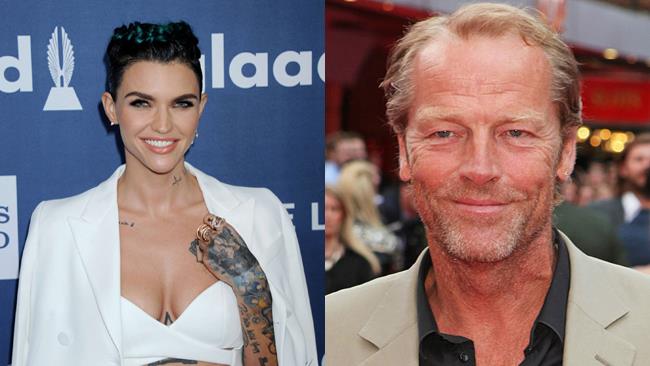 Ruby Rose e Iain Glen Gli attori Ruby Rose e Iain Glen