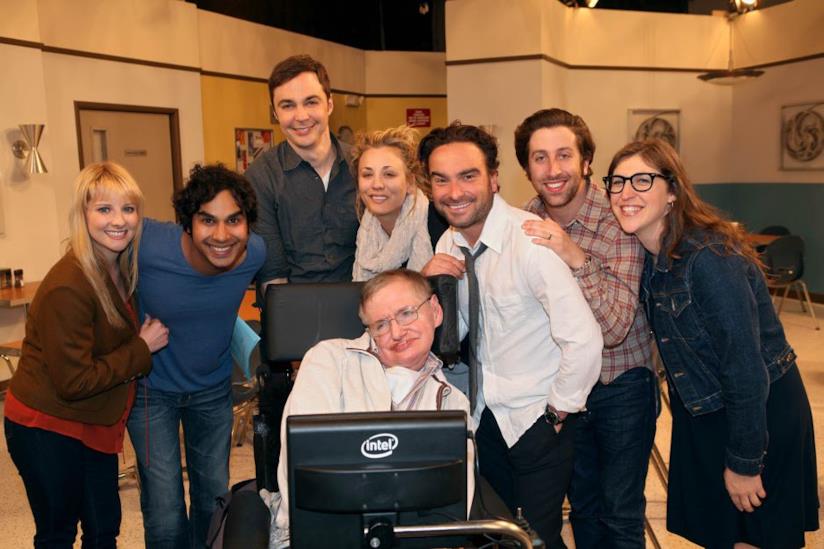 The Big Bang Theory - la scena tagliata su Stephen Hawking Stephen Hawking in The Big Bang Theory