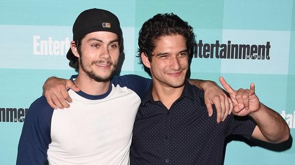 Dylan O'Brien: prima apparizione dopo l'incidente sul set di Maze Runner Dylan O'Brien e Tyler Posey