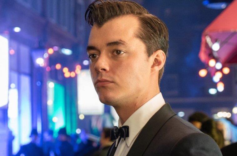 Pennyworth, la serie attingerà alla trilogia di Christopher Nolan La prima foto ufficiale di Pennyworth