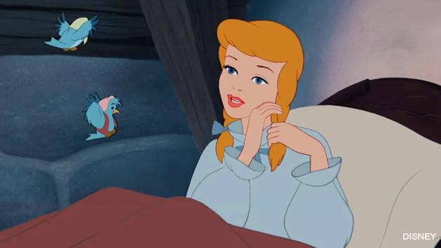 Cenerentola nel suo letto Cenerentola in una scena del film d'animazione Disney
