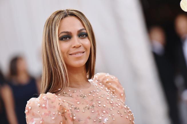 Beyoncé raccoglie fondi per la città di Flint Primo piano di Beyoncé