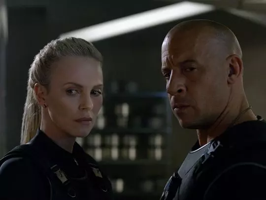Charlize Theron in Fast & Furious 8 Charlize Theron e Vin Diesel