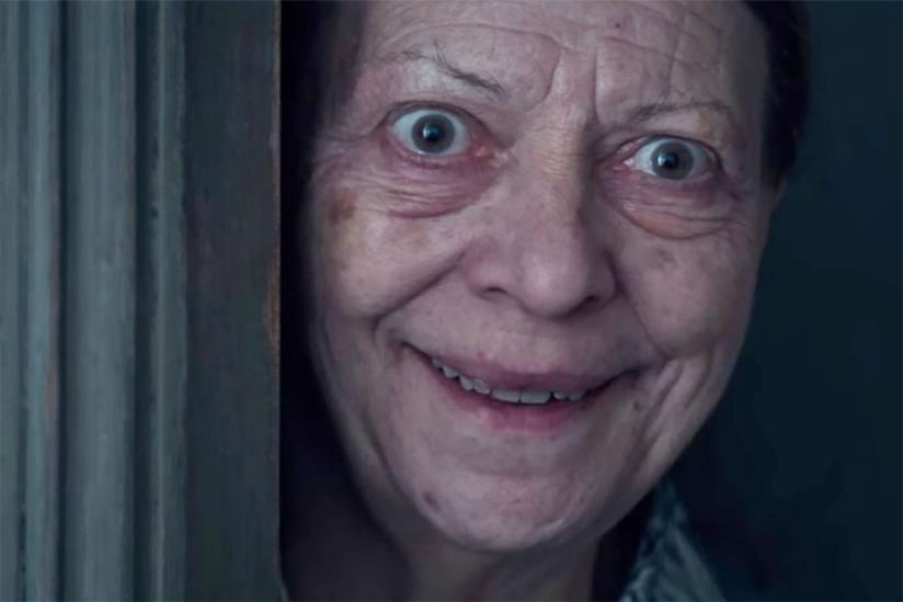 Marianne, la nuova serie horror francese che terrorizza gli spettatori Un primo piano di Mireille Herbstmeyer nella serie TV Marianne