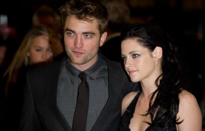 Kristen Stewart racconta di lei e Robert Pattinson Primo piano di Kristen Stewart e Robert Pattinson