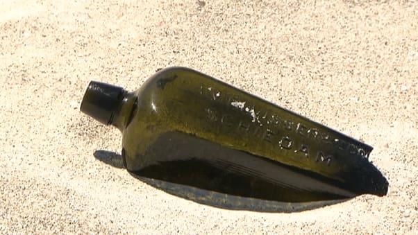 Sulle coste australiane è stato ritrovato il più antico messaggio in bottiglia del mondo La bottiglia del 1886 contenente il messaggio