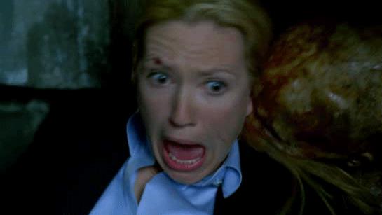 Fringe Olivia Dunham in una scena della serie TV Anna Torv in una scena della serie TV Fringe