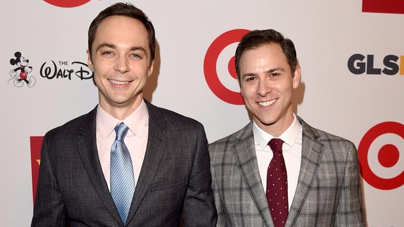 Jim Parsons e Todd Spiewak sono in viaggio di nozze in Italia Jim Parsons e Todd Spiewak a un evento ufficiale