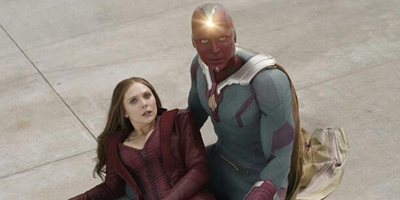 Il primo poster della serie TV Marvel WandaVision ci porta indietro agli anni '50 I personaggi di Wanda Maximoff e Visione in una scena del film Captain America: Civil War