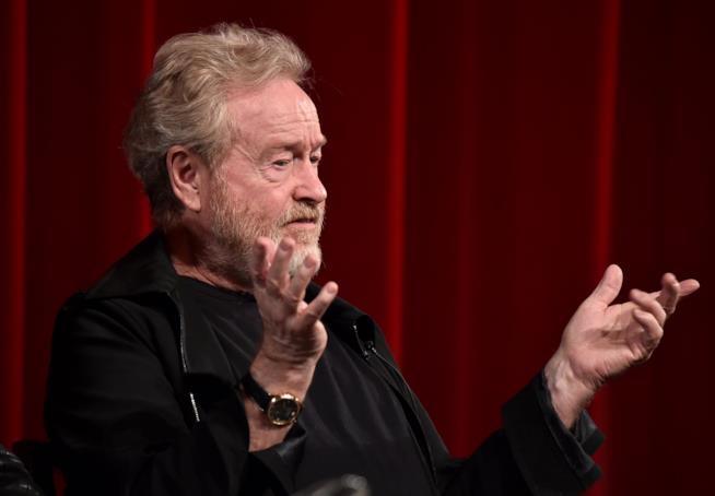 Ridley Scott abbandonerà gli xenomorfi Ridley Scott in primo piano
