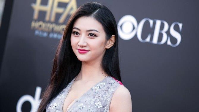 Nuovo arrivo nel cast di Pacific Rim 2 Jing Tian si aggiunge al cast di Pacific Rim 2