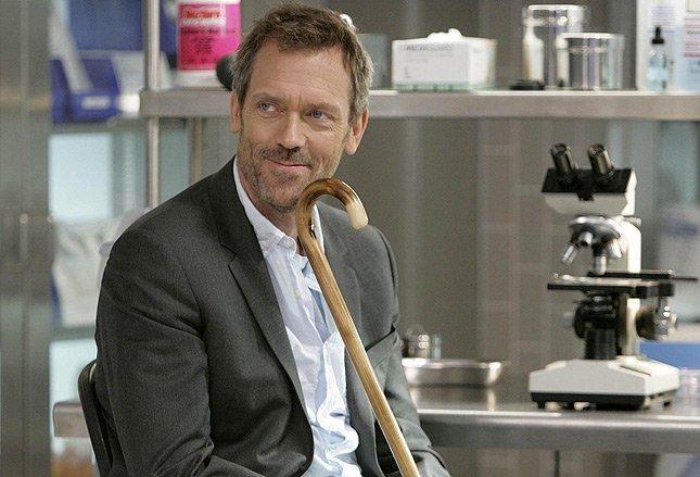 Il Gregory House dell'omonima serie sarà un politico spietato nella serie Roadkill targata BBC Hugh Laurie nel suo ruolo più famoso, Dr. House