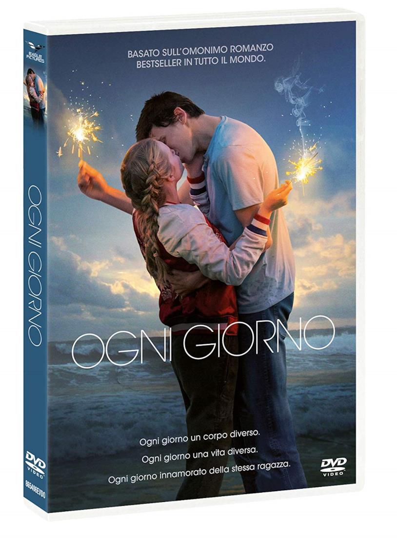ogni giorno Una coppia che si bacia