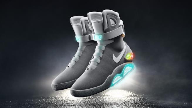Nike annuncia che nel 2019 arriveranno le prime scarpe auto-allaccianti da basket Immagine stampa delle Nike Mag