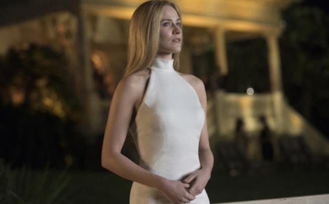 Westworld rinnovato per la terza stagione Evan Rachel Wood in Westworld